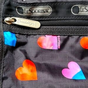 LeSportSac Deluxe Everyday Bag Crossbody Strap Colorful Heart Pattern